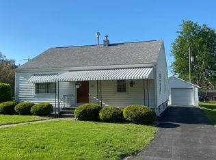 1118 3rd St, Lincoln, IL 62656