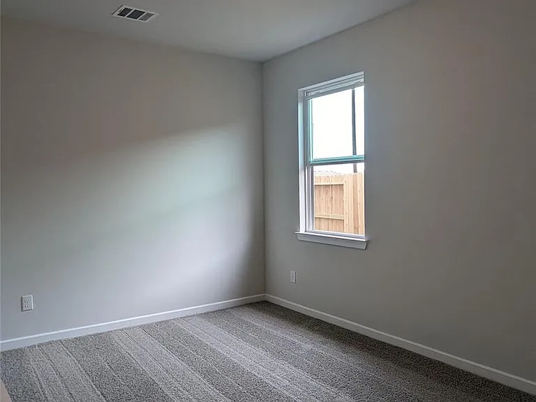 18606 Albany Bay Ln — Photo 32