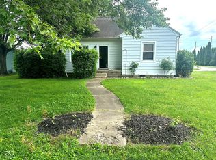 1000 Meadow Ln, Greencastle, IN 46135