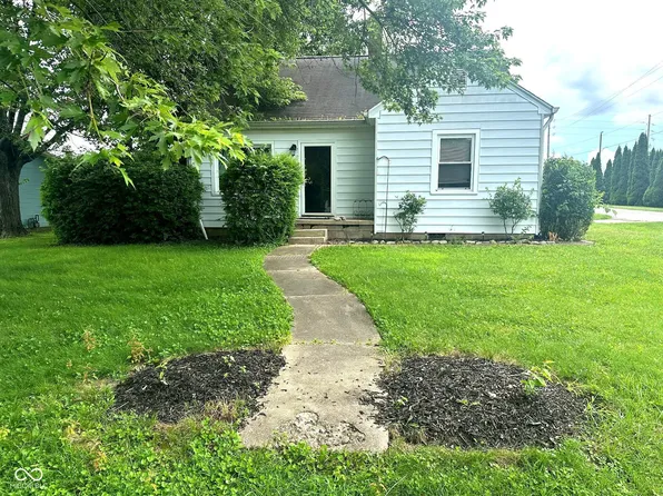 1000 Meadow Ln, Greencastle, IN 46135