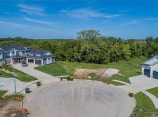 1015 NE Badger Ln, Waukee, IA 50263