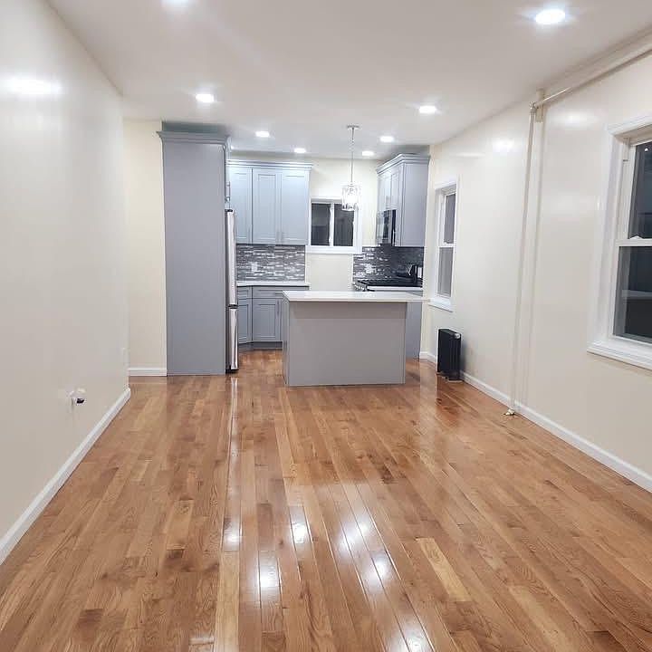 1st image of 111 142nd St