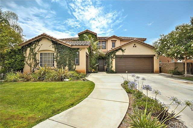 1st image of 121 Goldenrod Ave