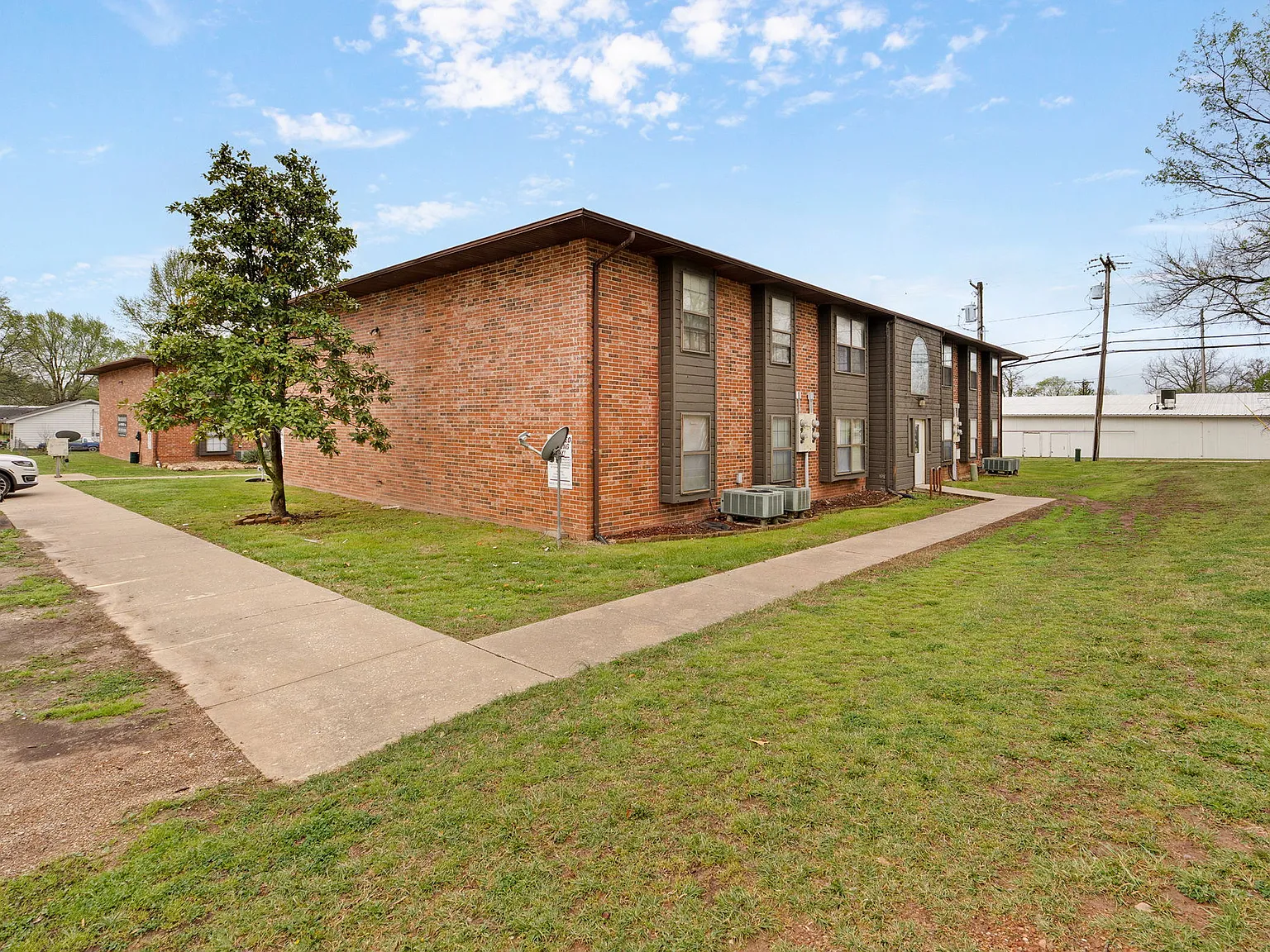 Brickhaven Apartments — Photo 2