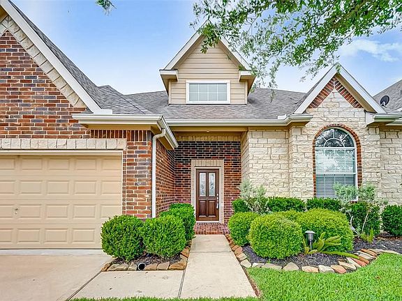 4th image of 2338 Alassio Isle Ct