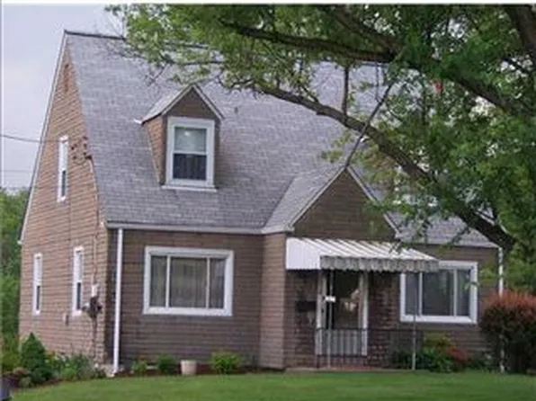 2271 Brodhead Rd, Aliquippa, PA 15001
