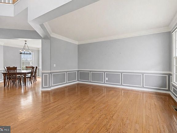 2nd image of 5533 Hillsman Farm Ln