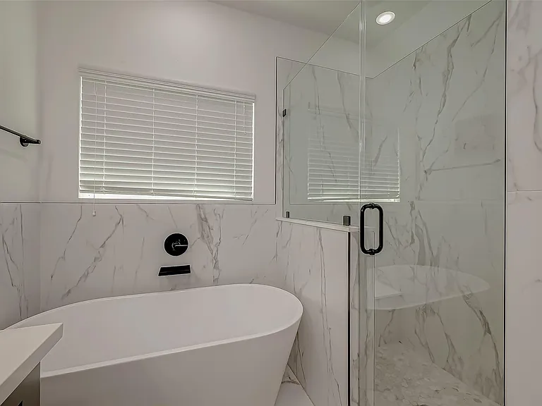 2726 Anita St — Photo 22