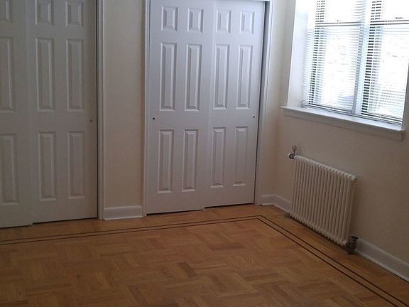 4th image of 3135 Crescent St APT 1L