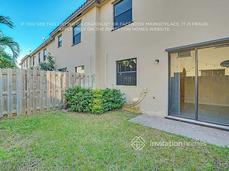 11461 SW 252nd Ter — Photo 22