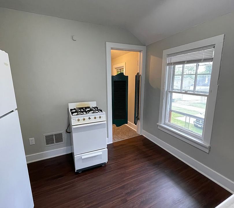 1st image of 1517 Virginia St APT 3