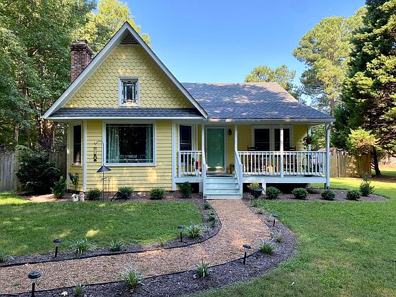 2nd image of 4512 Thorncroft Dr