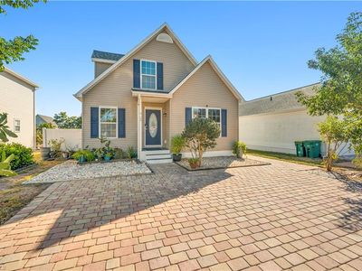 150 Leawood CIR, Naples, FL, 34104