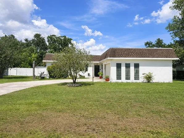 3520 Stable Ridge Ln, Land O Lakes, FL 34639