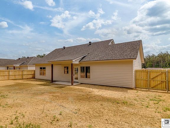 2nd image of 206 Loblolly Dr