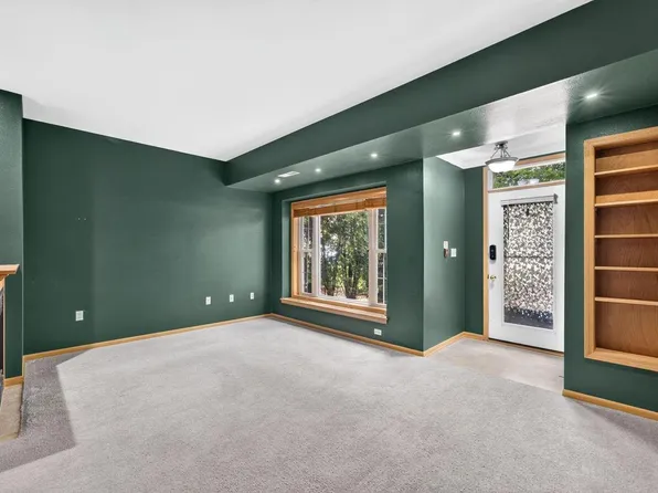 6195 Walnut LANE #68, Cudahy, WI 53110