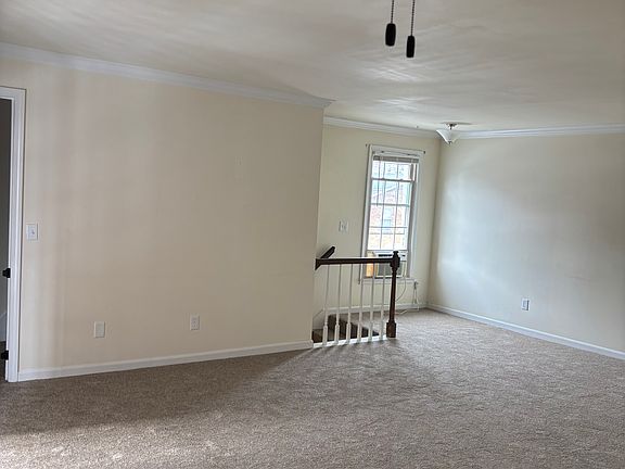 2nd image of 2909 Burch Ave #E
