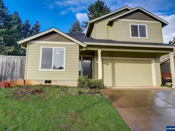 326 NW Pacific Hills Dr, Willamina, OR 97396