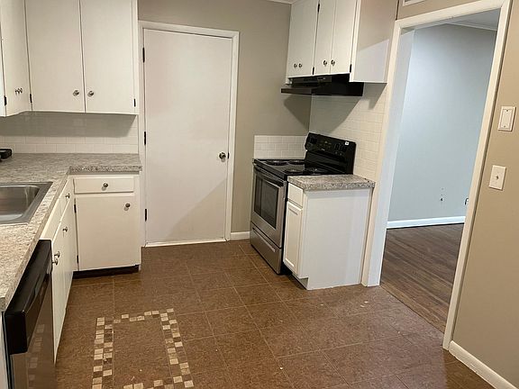 Kitchen with new appliances