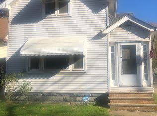 3689 E 59th St, Cleveland, OH