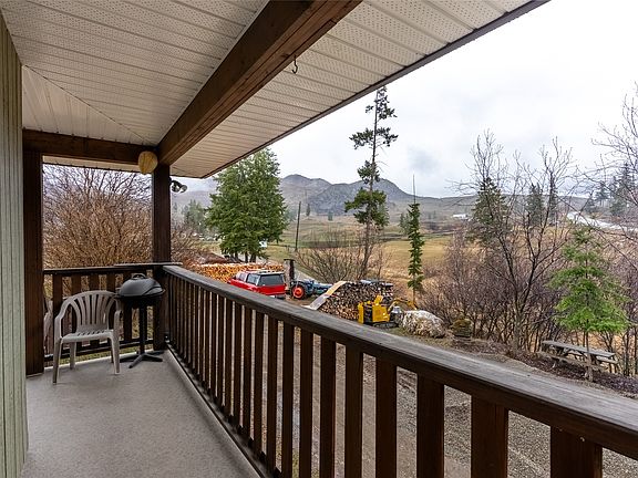 3rd image of 4066 Agate Bay Rd
