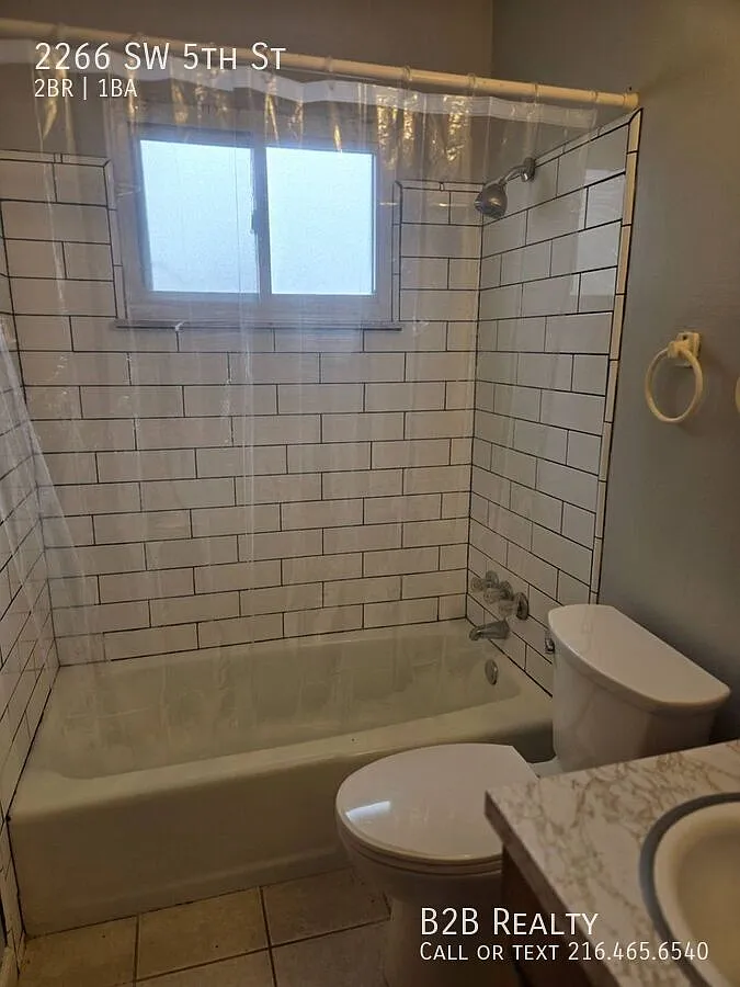 Charming 2-Bedroom Property in Prime Location — Photo 4