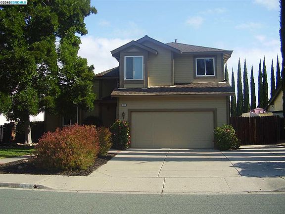 2nd image of 3844 Rockford Dr
