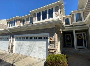 10526 Bay View Ln, Woodbury, MN 55129