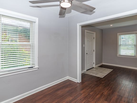 5th image of 3457 N Sherman Dr