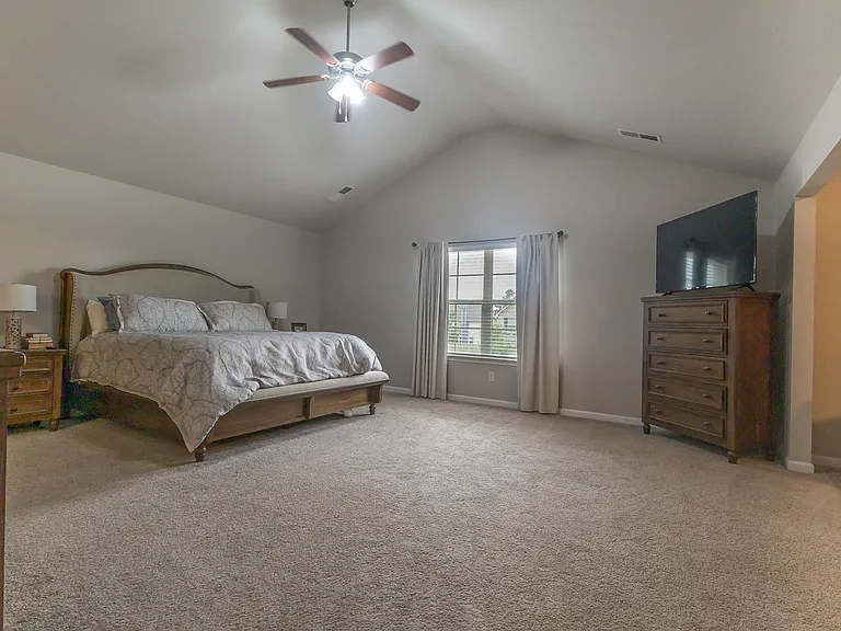 202 Warhawk Dr — Photo 28