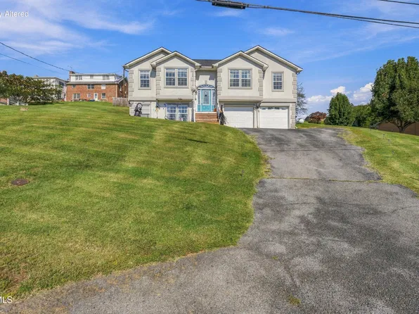827 Midnight Dr, Chilhowie, VA 24319