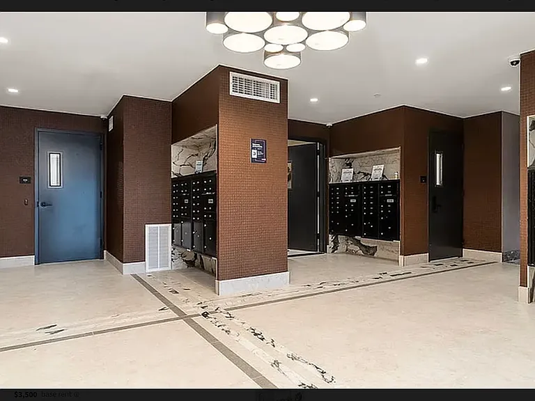 56 Winthrop St #4BB — Photo 13