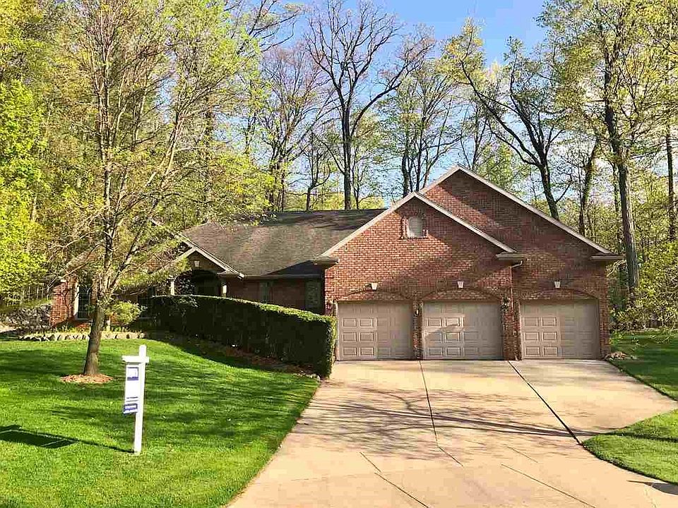 1st image of 2454 Wood Oaks Cir