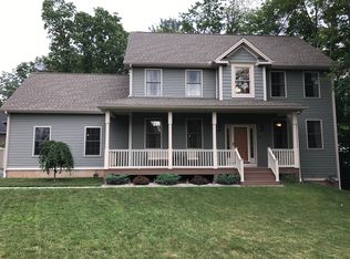 18 Madalyn Ln, Southington, CT 06489