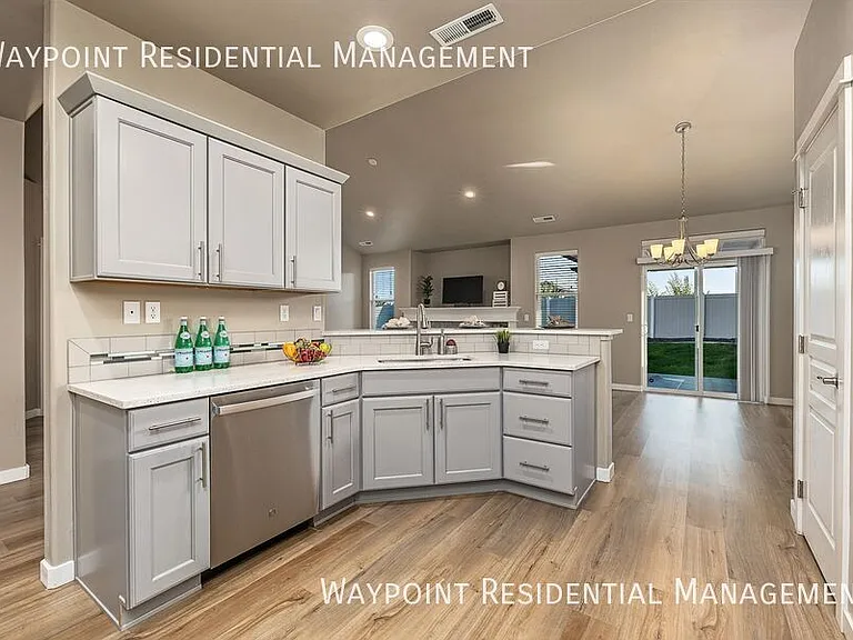 5828 E Clear Rdg — Photo 14