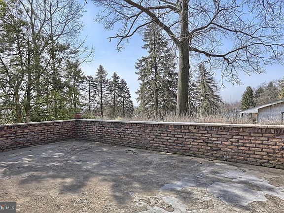 5th image of 829 Patmar Dr