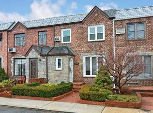6756 Selfridge St, Flushing, NY 11375