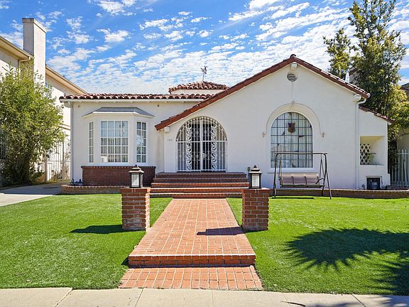 2nd image of 132 N Alta Vista Blvd