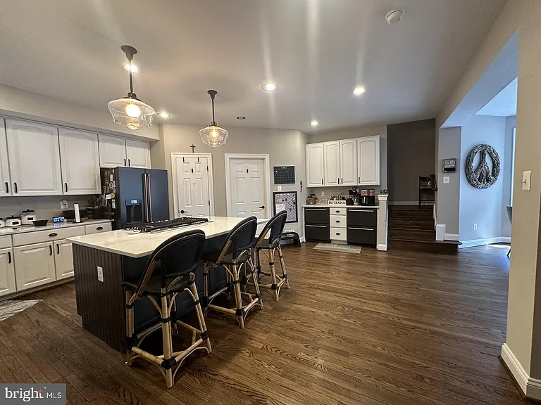 306 Pure Spring Cres — Photo 4