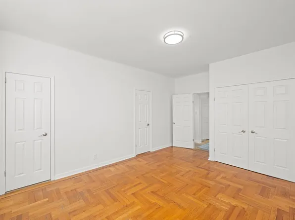 248 Avenue P image 16 of 51