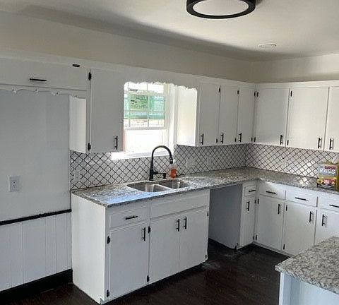 4th image of 541 E Latimer Pl