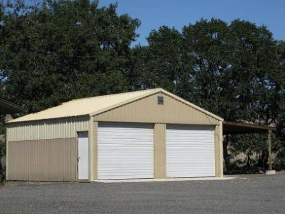 Garage/Shop