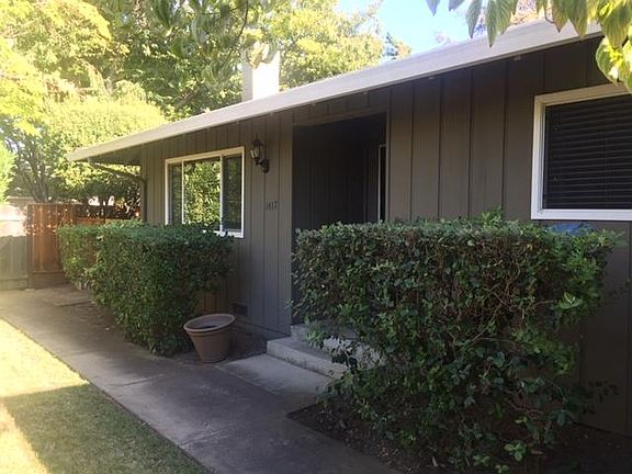 2nd image of 1417 Essex Way