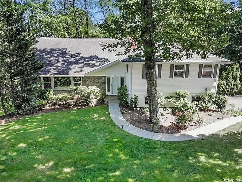 152 Rock Creek Ln