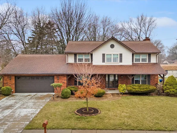 1017 Woodleaf Dr, O'Fallon, IL 62269