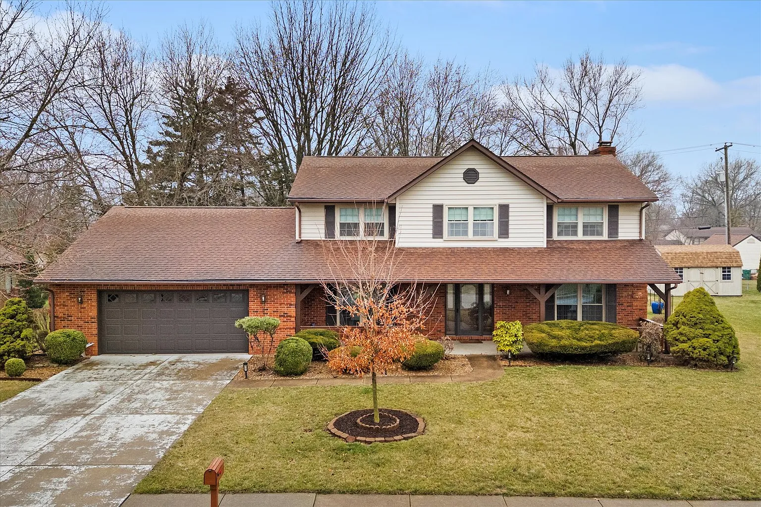 1017 Woodleaf Dr photo 1
