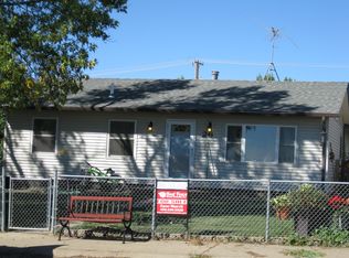 26 3rd Ave N, Glasgow, MT 59230