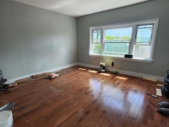 5th image of 153 Chapel St Floor 2