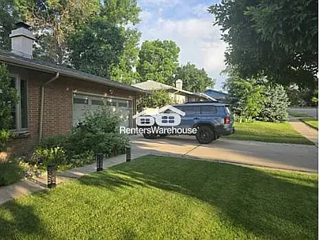 3506 S Holly St — Photo 15