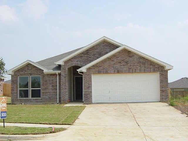 1st image of 2609 Castle Pines Dr